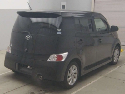 TOYOTA BB