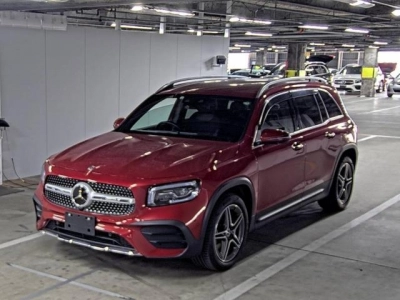 MERCEDES BENZ GLB