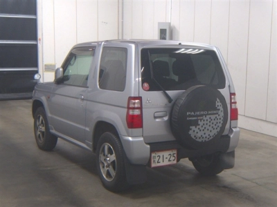 MITSUBISHI PAJERO MINI