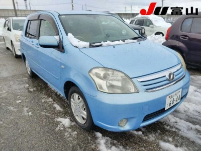 TOYOTA RAUM