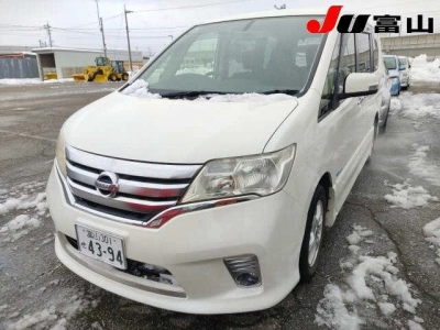 NISSAN SERENA
