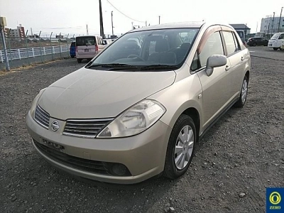 NISSAN TIIDA LATIO