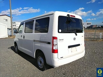 TOYOTA TOWN ACE VAN