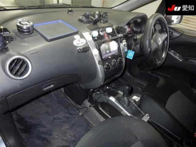 MITSUBISHI COLT PLUS