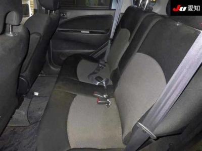 MITSUBISHI COLT PLUS