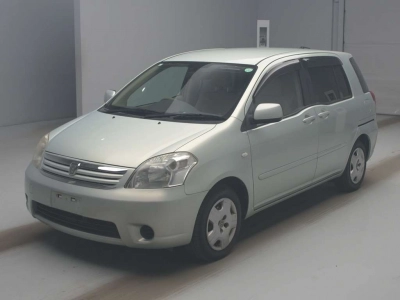 TOYOTA RAUM