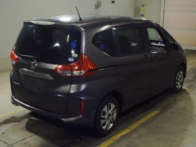 HONDA FREED + HYBRID