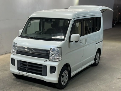 NISSAN NV100 CLIPPER RIO