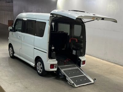 NISSAN NV100 CLIPPER RIO