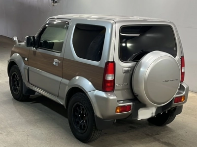 SUZUKI JIMNY SIERRA