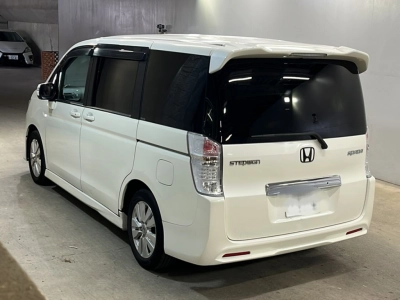 HONDA STEPWGN SPADA