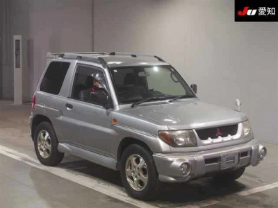 MITSUBISHI PAJERO IO