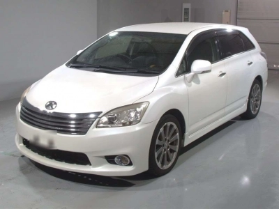 TOYOTA MARK X ZIO