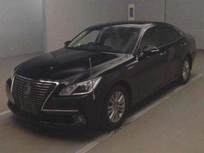 TOYOTA CROWN HYBRID