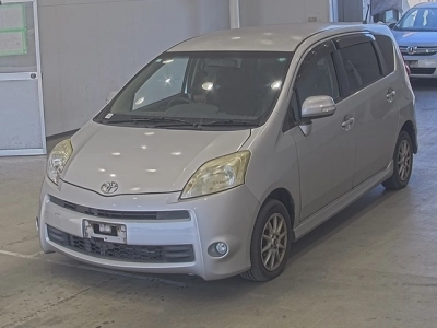 TOYOTA PASSO SETTE