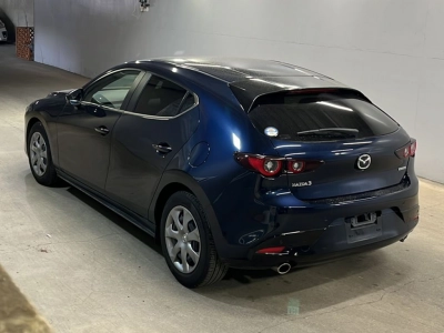 MAZDA MAZDA3 FASTBACK
