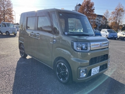 TOYOTA PIXIS MEGA