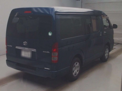 TOYOTA REGIUS VAN