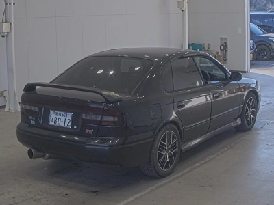 SUBARU LEGACY B4