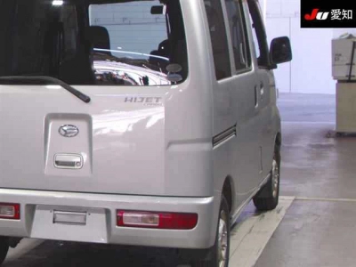 DAIHATSU HIJET VAN