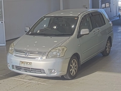 TOYOTA RAUM