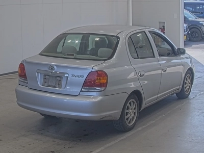 TOYOTA PLATZ