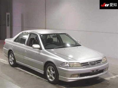 TOYOTA CARINA