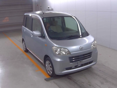 DAIHATSU TANTO EXE