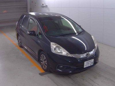 HONDA FIT SHUTTLE HYBRID