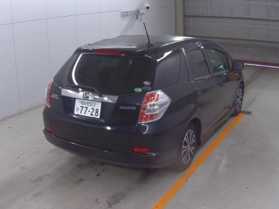 HONDA FIT SHUTTLE HYBRID