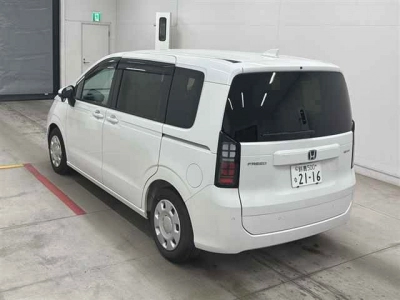 HONDA FREED HYBRID