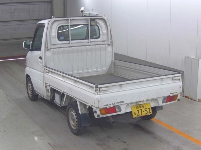 NISSAN CLIPPER TRUCK