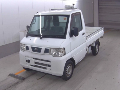 NISSAN CLIPPER TRUCK