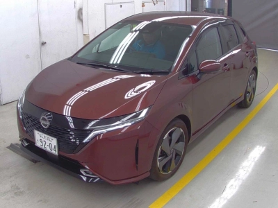 NISSAN AURA