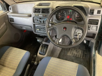 MITSUBISHI PAJERO MINI