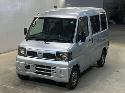 NISSAN CLIPPER