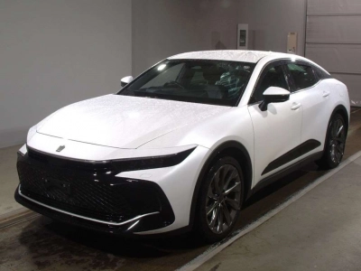 TOYOTA CROWN CROSSOVER