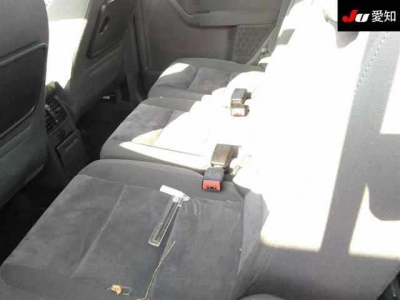 VOLKSWAGEN GOLF TOURAN