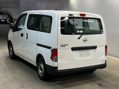 NISSAN NV200 VANETTE VAN