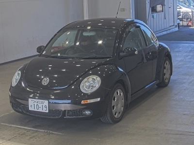 VOLKSWAGEN NEW BEETLE
