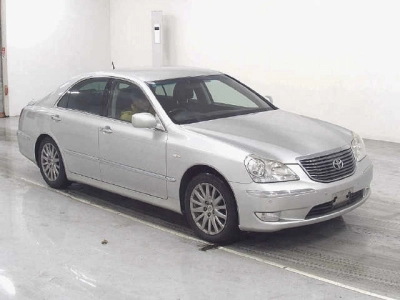 TOYOTA CROWN MAJESTA