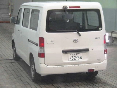 TOYOTA LITE ACE VAN