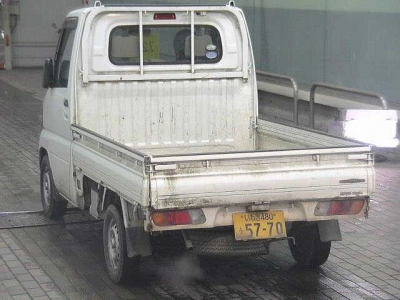 NISSAN CLIPPER