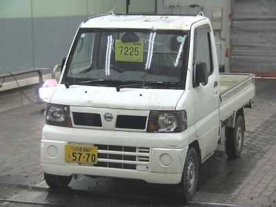 NISSAN CLIPPER