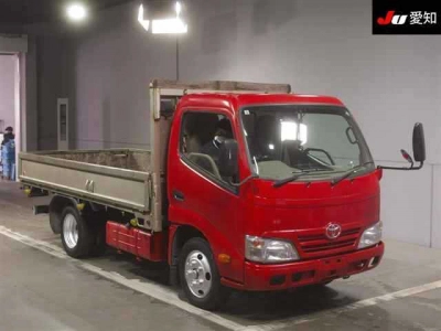 TOYOTA DYNA TRUCK