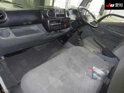 TOYOTA TOYOACE TRUCK