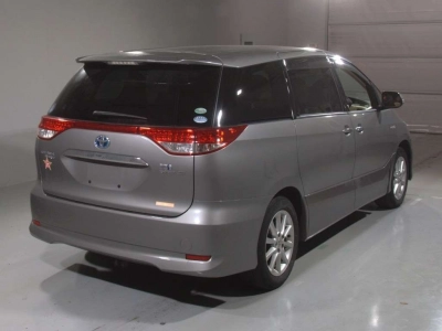 TOYOTA ESTIMA HYBRID