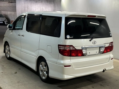 TOYOTA ALPHARD V