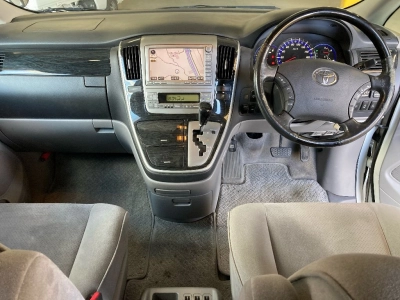 TOYOTA ALPHARD V