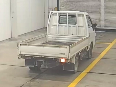 MITSUBISHI DELICA WAGON